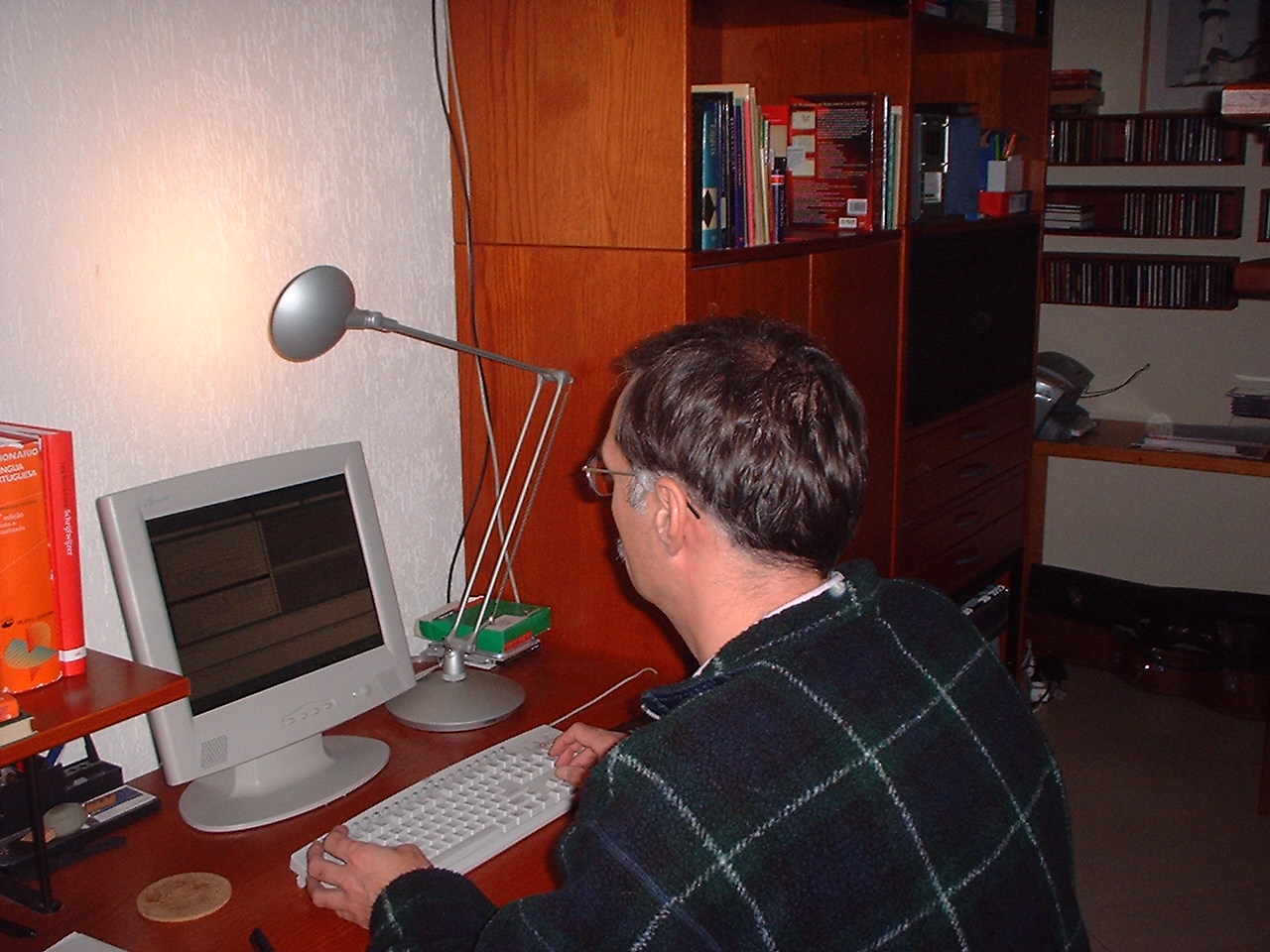 Webmaster Ruud Harmsen at his desk